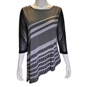 Chico’s Travelers Asymmetrical Graphic Top Sz 1 Medium Art Wear Stretch USA